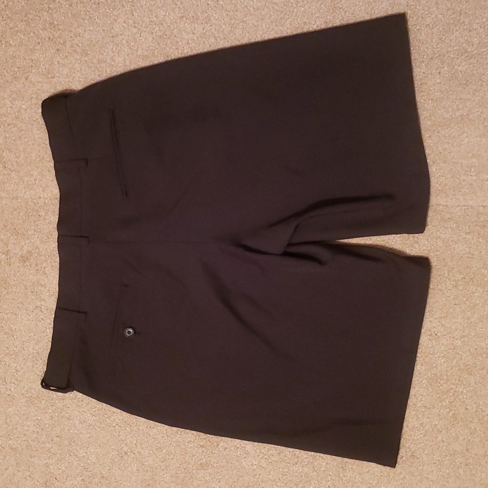 PGA Tour Men's Black Golf Shorts - Picture 2 of 15